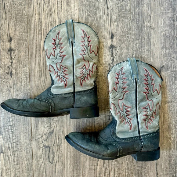 Ariat Shoes - Ariat Women’s Heritage Leather Western Boots